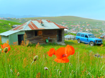 تصویر کلبه سنتی ییلاقی در سوباتان لیسار - تالش