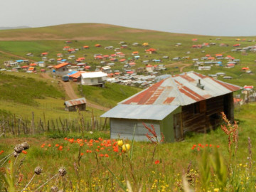 تصویر کلبه سنتی ییلاقی در سوباتان لیسار - تالش