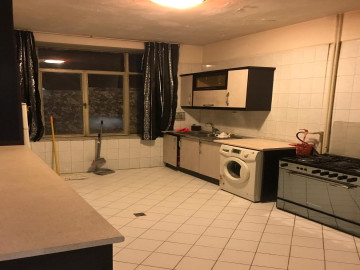 تصویر خانه مبله دو خوابه در امیر آباد تهران -طبقه اول 180 متری