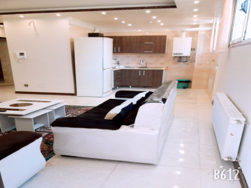 عکس آپارتمان یک خوابه در محله‌ای تاریخی