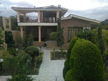 عکس ویلا ٣ خوابه ساحلی رو به دریا