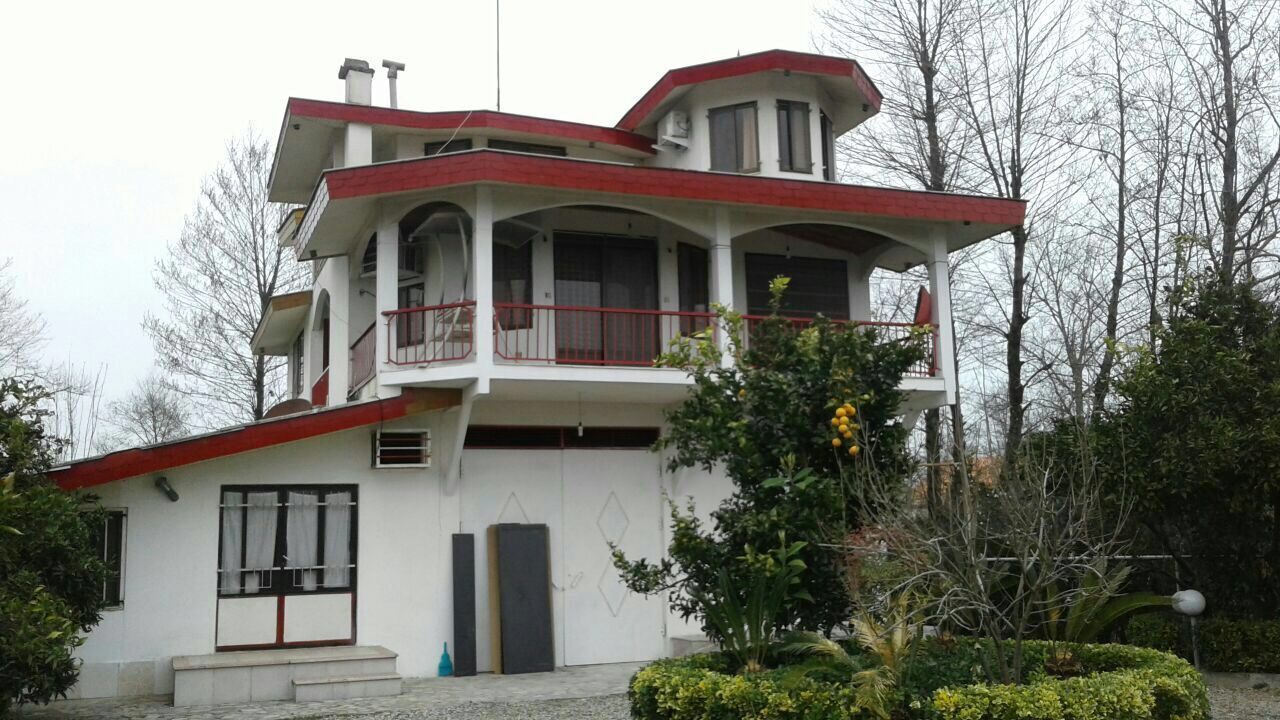 عکس اجاره ویلا ٣ خوابه استخردار