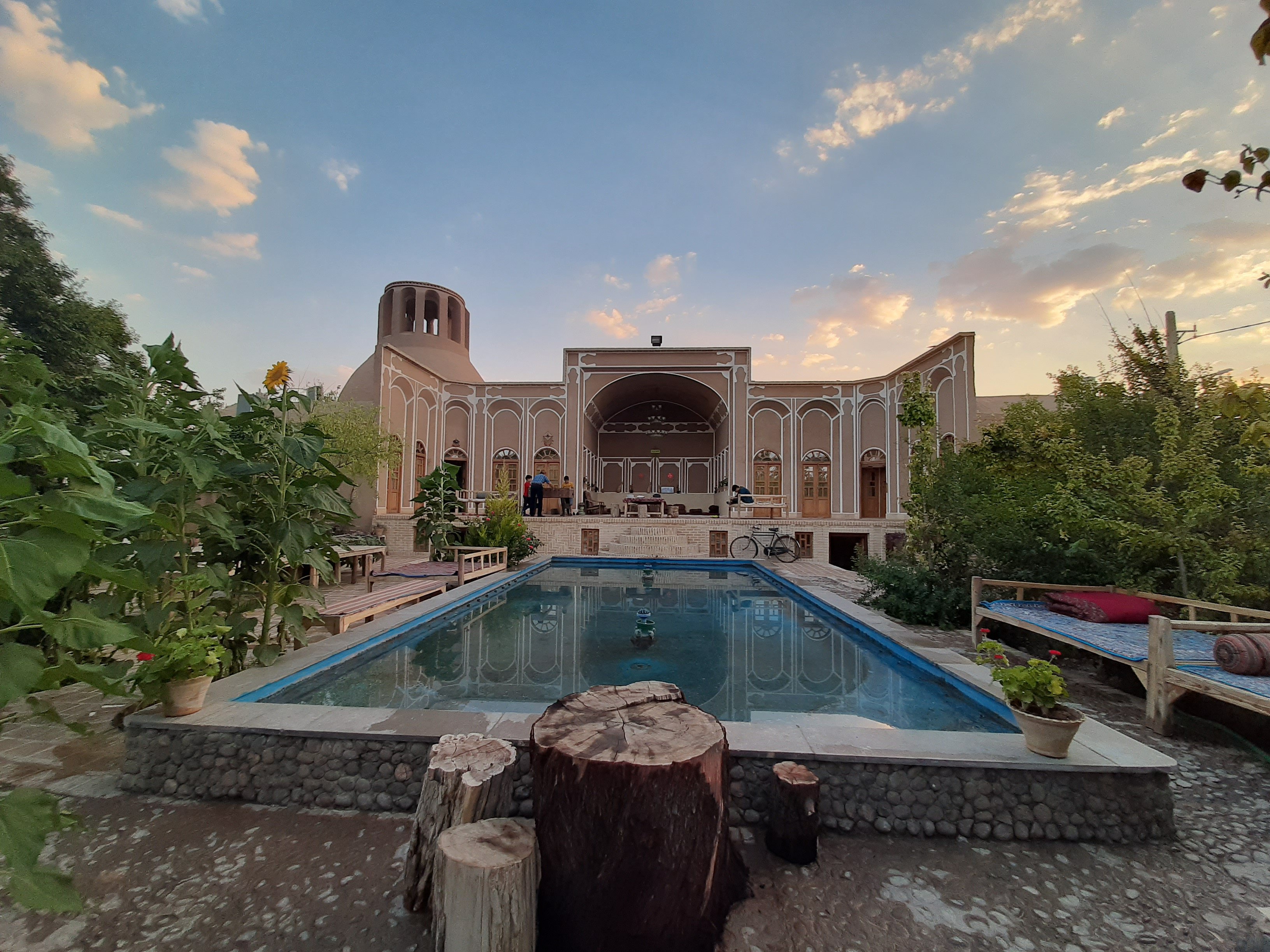 عکس  اقامتگاه سرای جهانگرد(سه تخته همکف) 