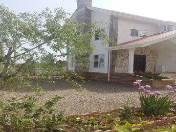 عکس  ویلای چهار خوابه دوبلکس جنگلی 