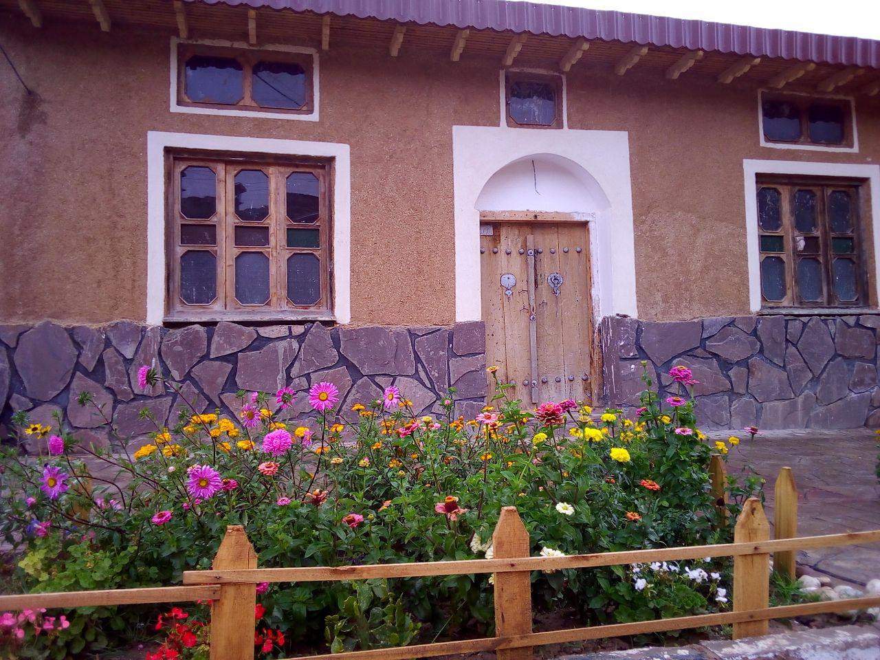 عکس  اقامتگاه روزیه 