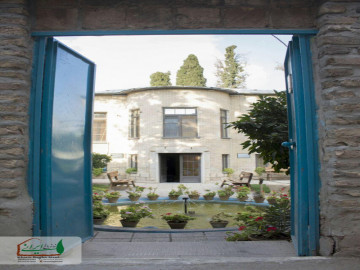 تصویر اقامتگاه"خانه باغ ایرانی"اتاق اخوان ثالث