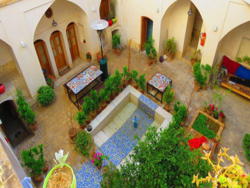 تصویر اقامتگاه سنتی "سرای امیر" اتاق شاهنشین