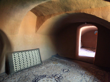 تصویر اقامتگاه"میرزا غلامحسین خان"اتاق اصلی