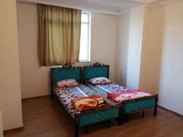 تصویر آپارتمان سه خوابه شیک شاهگلی