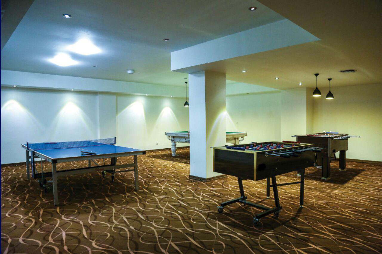 تصویر هتل باران نور