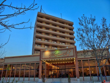 عکس هتل نگارستان کاشان