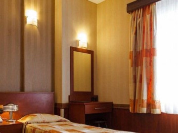 تصویر هتل3ستاره شیراز - اتاق یک تخته