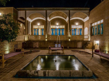 عکس بومگردی سرای آقا محمد-اتاق زیرزمینی