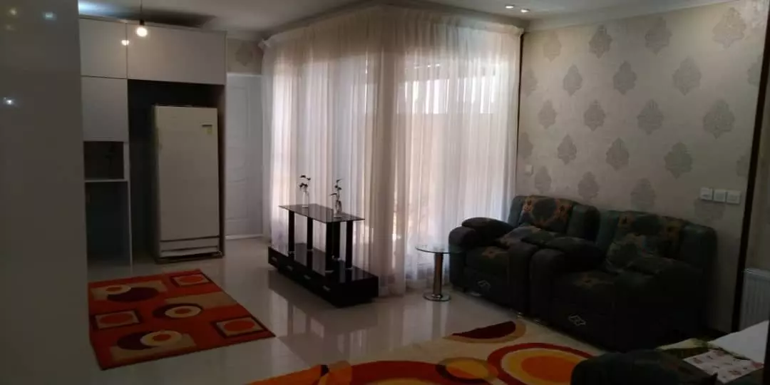 عکس آپارتمان مبله بسیار تمیز شهر زیبا ۳