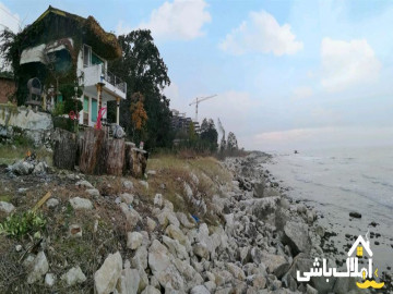 تصویر کلبه چوبی ساحلی نوشهر