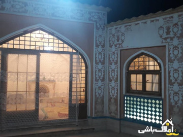 تصویر خانه باغ ویلایی سنتی در شاهین شهر اصفهان