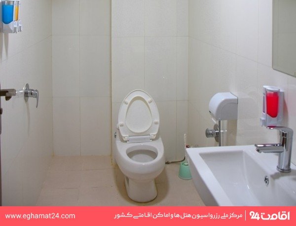 تصویر مهمانپذیر بید اصفهان