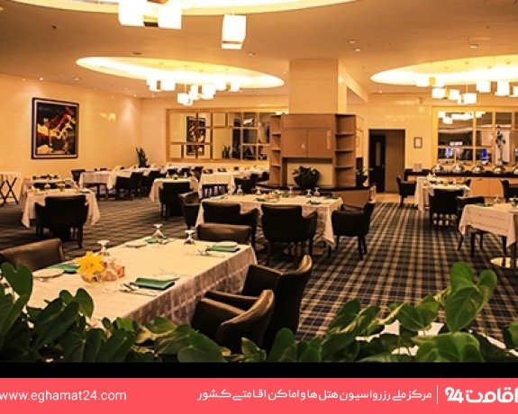 تصویر هتل پارسیان آزادی تهران
