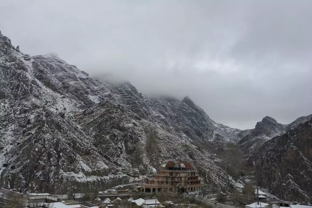 تصویر هتل بزرگ کوهستان بیرجند