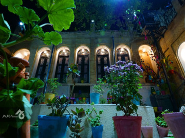 تصویر اقامتگاه بوم گردی در شیراز - اتاق پنج دری