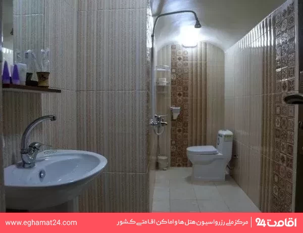 تصویر اقامتگاه سنتی انار نائین