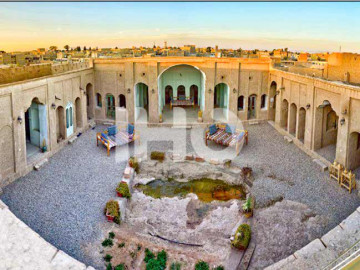 عکس اقامتگاه سنتی مستوفی یزد