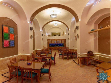 عکس اقامتگاه بابا افضل کاشان