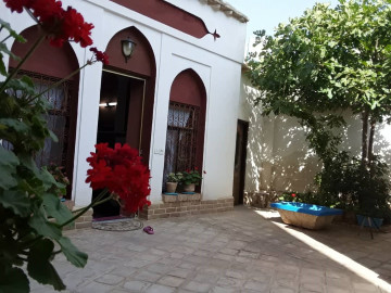 تصویر اقامتگاه بومگردی دربست حیاط دار ، سنگسر