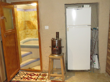 تصویر اقامتگاه صخره ای "همای کندوان"