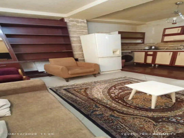 تصویر 45 متری انقلاب (طبقه4، واحد 5)