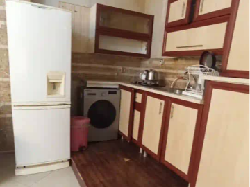 تصویر 45 متری انقلاب (طبقه4، واحد 5)