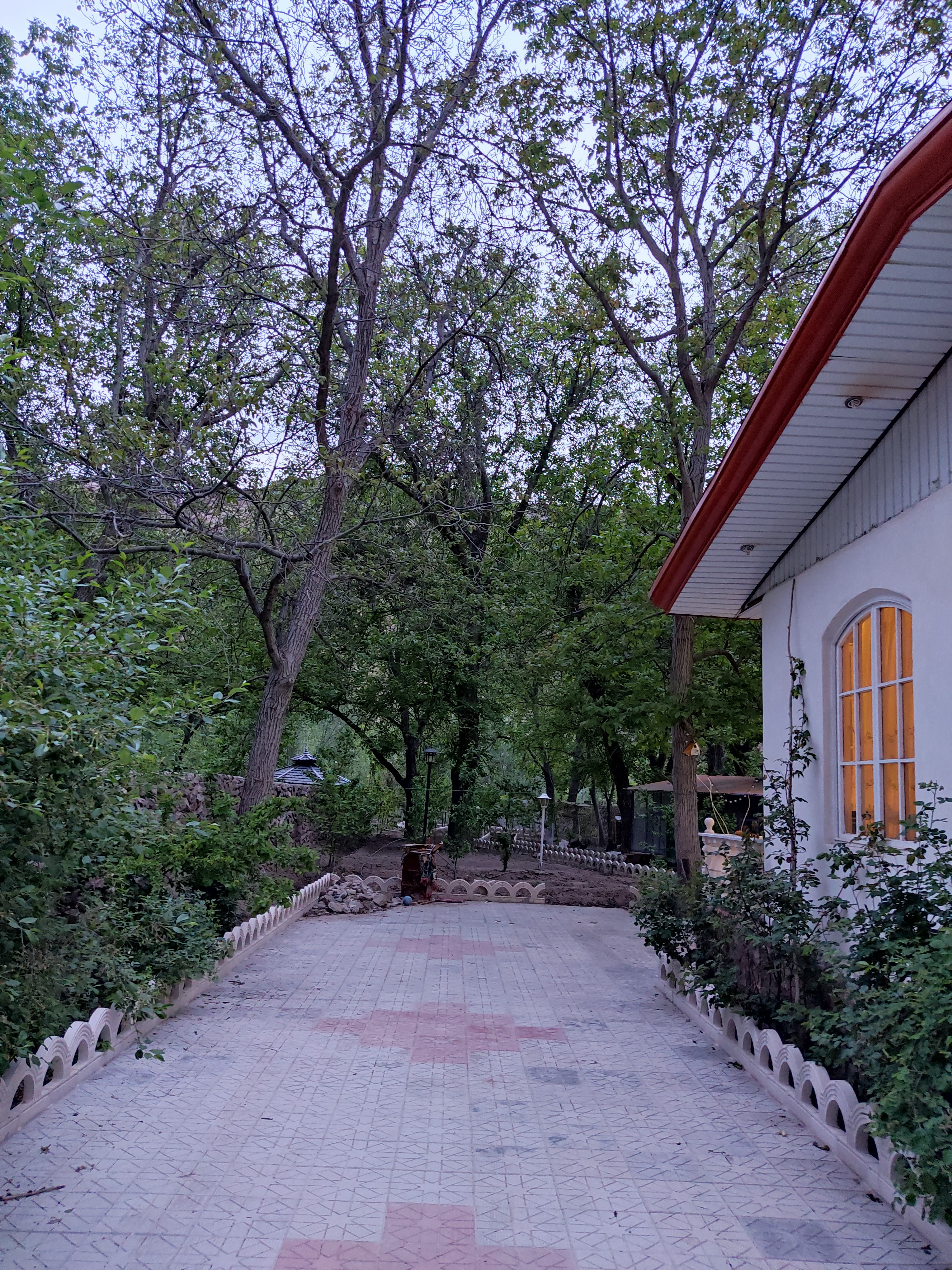 عکس باغ ويلا لب رودخانه در تهران - فیروزکوه 