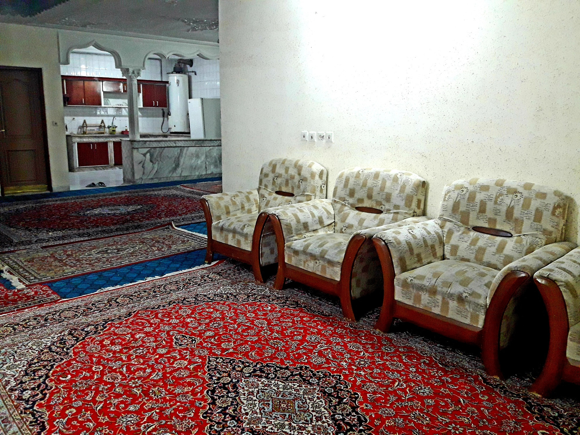 عکس دو خوابه بزرگ و دلباز با تراس اختصاصی