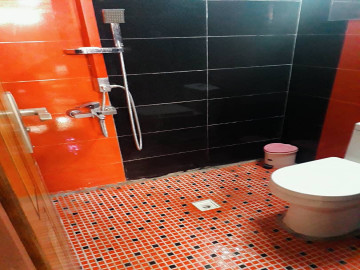 عکس آپارتمان مبله تمیز مرکز شهر