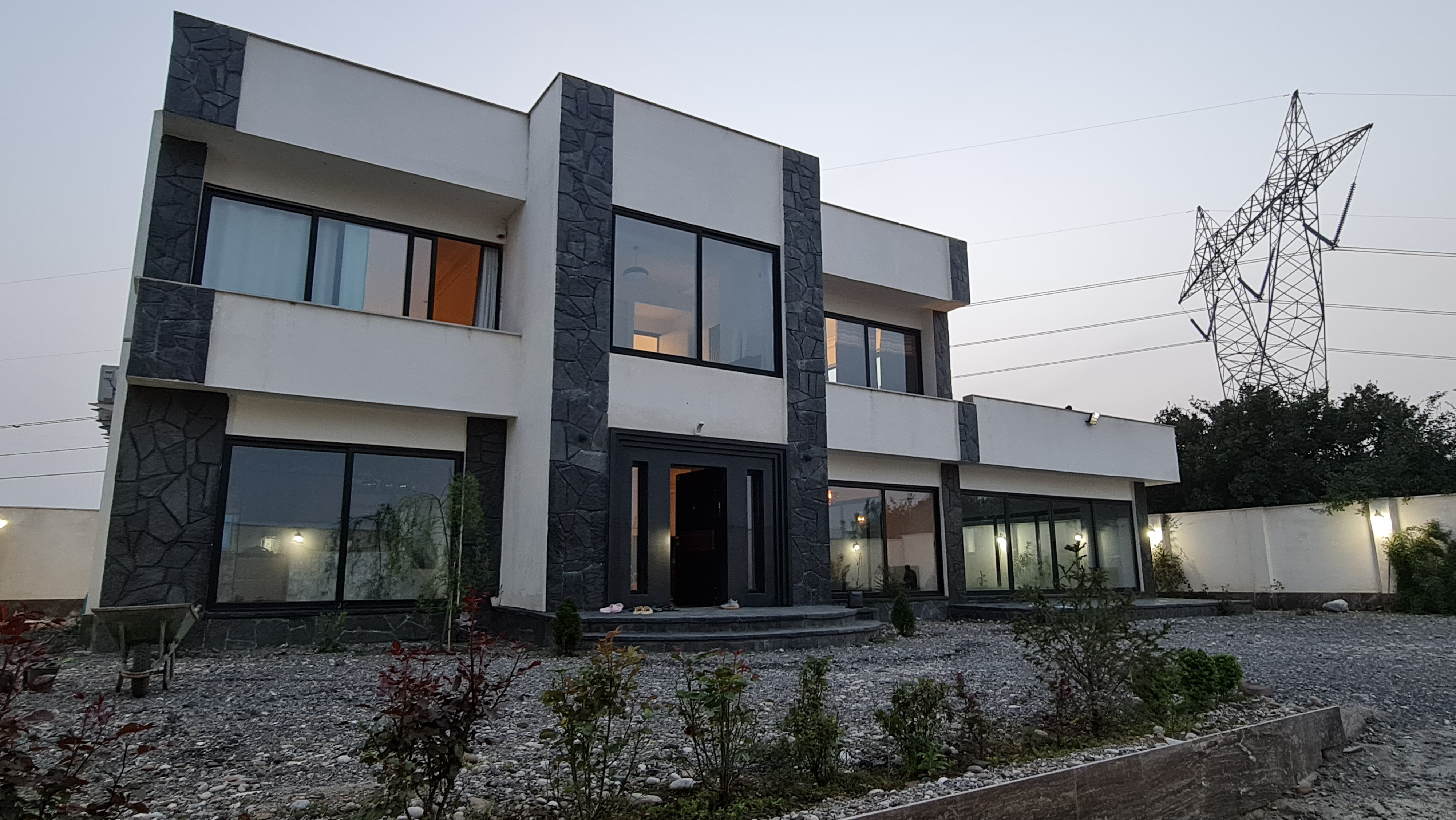 عکس ویلا لوکس دوبلکس استخردار آبگرم سوادکوه