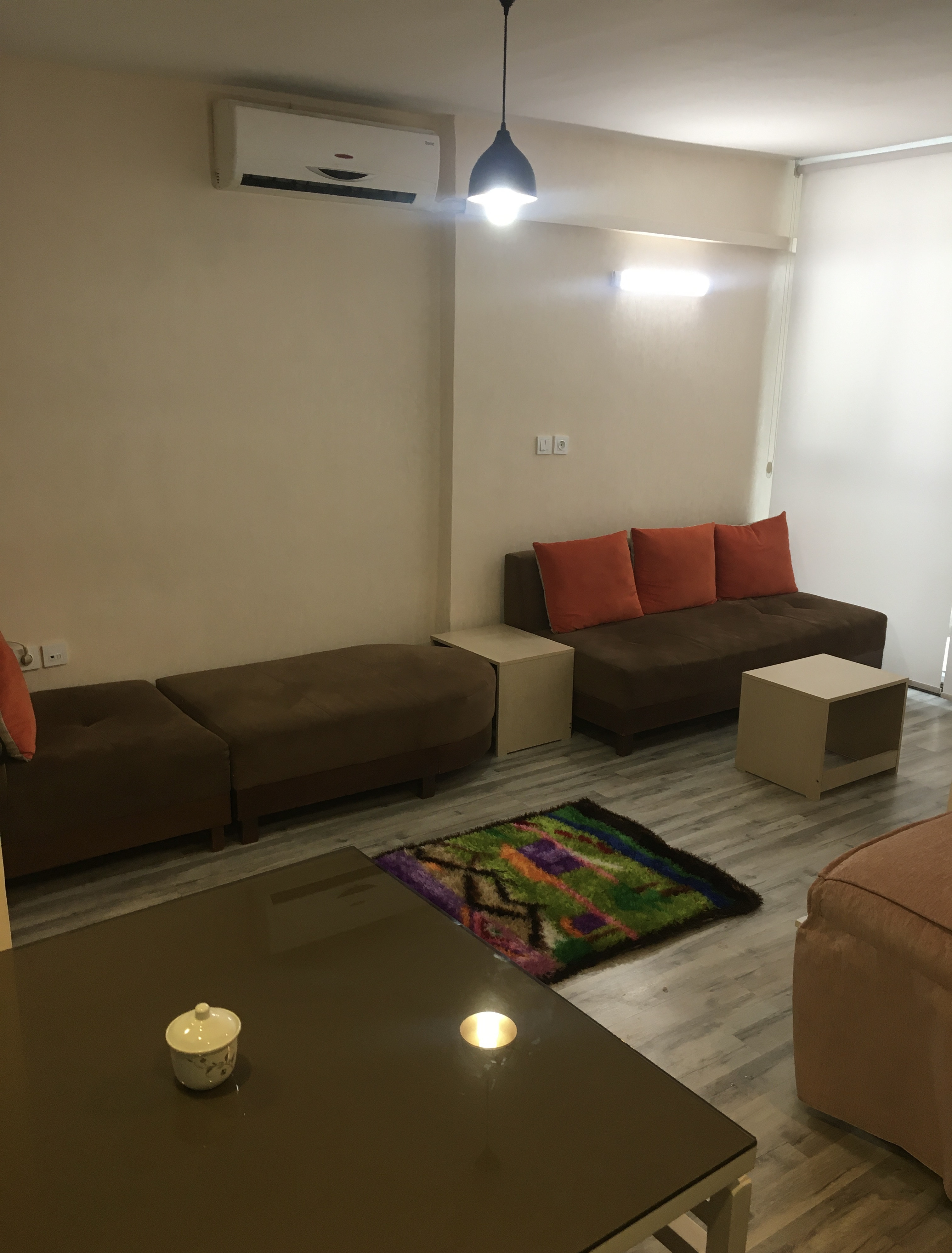 عکس آپارتمان یک خوابه مبله شیک با تمامی امکانات شریعتی