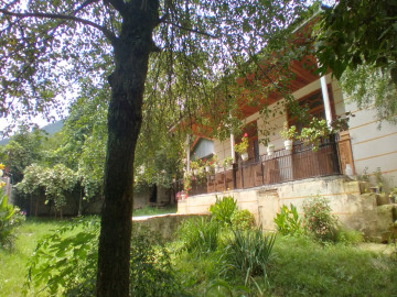 عکس ویلا باغ آلاش