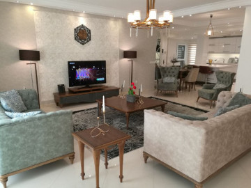 تصویر واحد مبله سوپرلوکس استخردار در فرشته