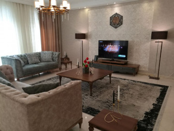 تصویر واحد مبله سوپرلوکس استخردار در فرشته