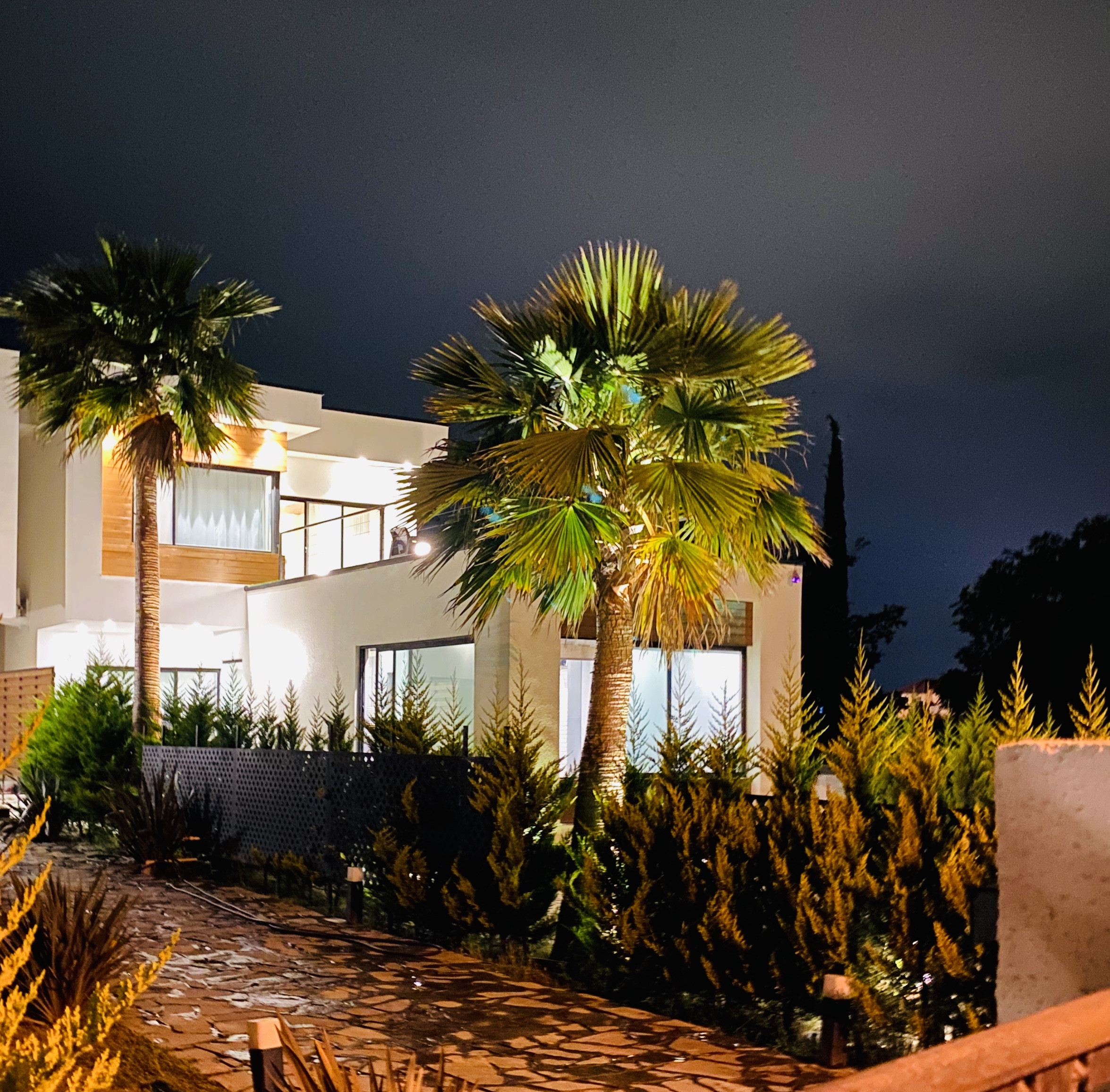 عکس ویلا استخردار مدرن الهیه