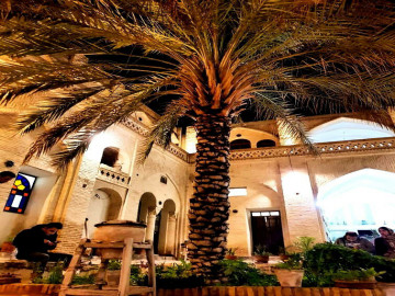 عکس هتل سنتی سرابی 4 تخته طبقه اول