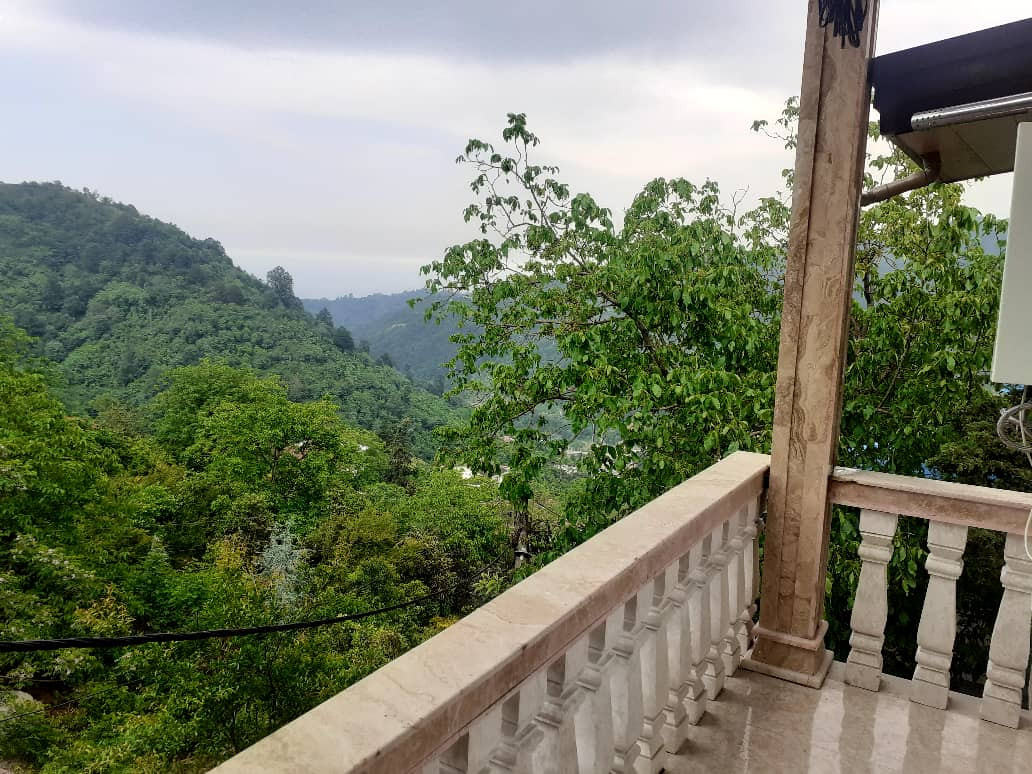 عکس ویلای استخردار جنگلی جواهرده