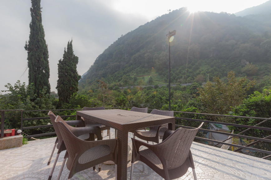 عکس ویلای استخردار آب‌گرم لَپاسَرک رامسر