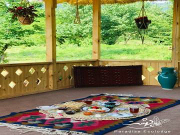 عکس بوم‌گردی بهشت اتاق مازو