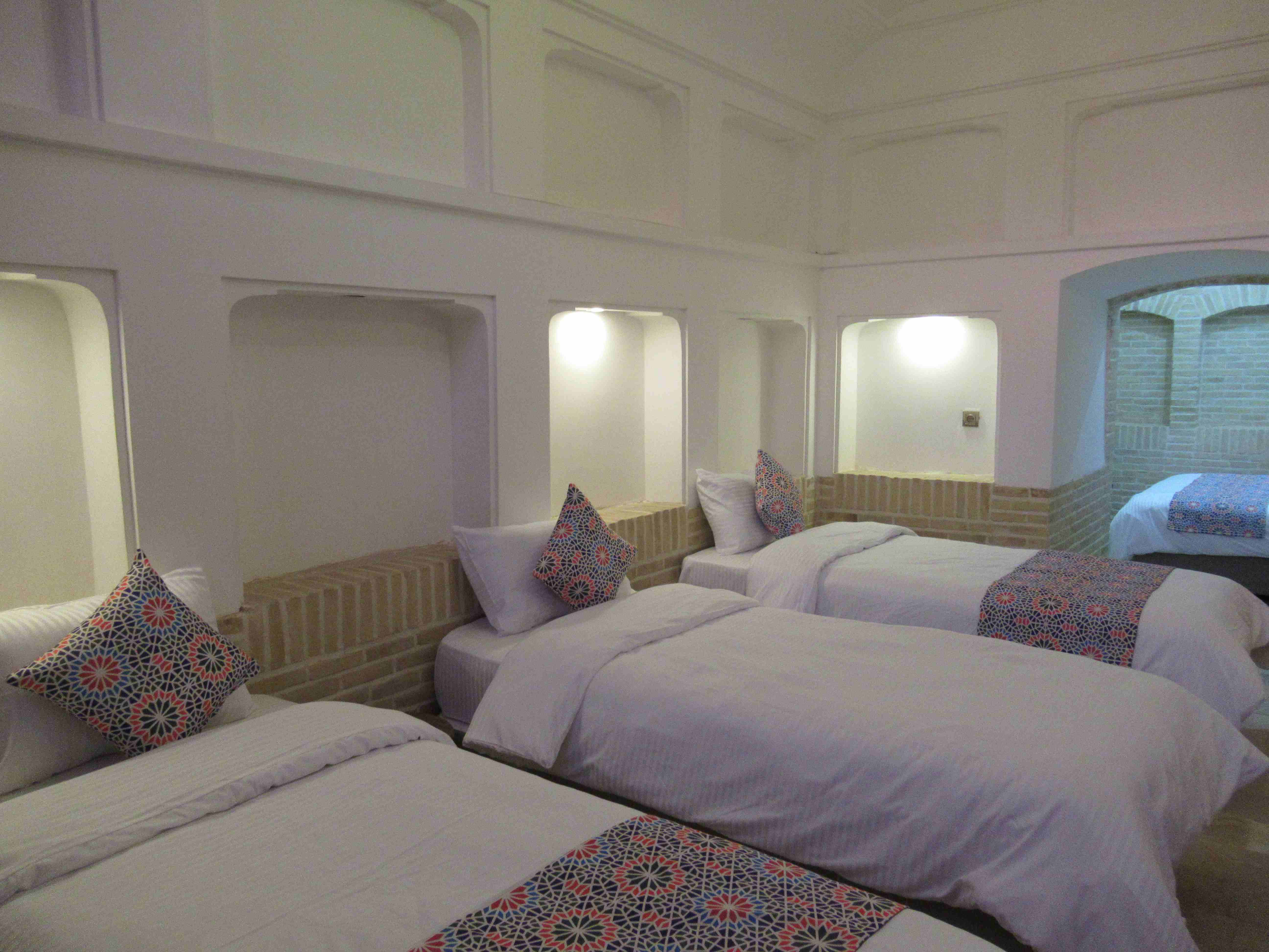 عکس اقامتگاه سنتی عمارت مالمير(پنج تخته سوئيت پوران)