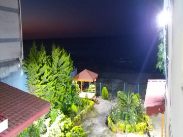 تصویر ویلا یکخواب ساحلی دقیقا لب دریا اسپیناس پلاژ ۴