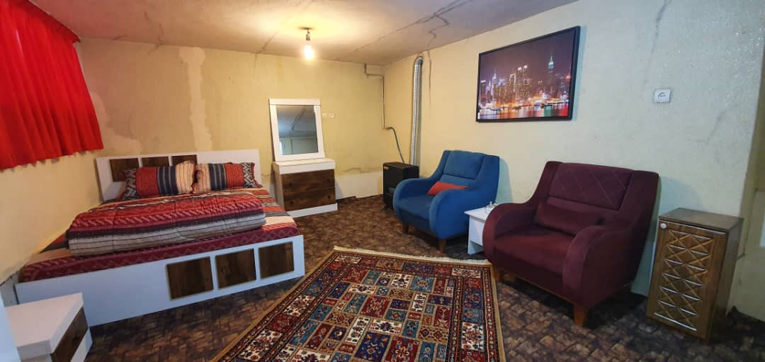 عکس سوئیت آپارتمان نقلی انقلاب