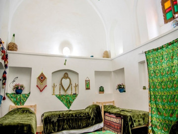 تصویر اقامتگاه بومگردی "خالو میرزا" اتاق سبز 