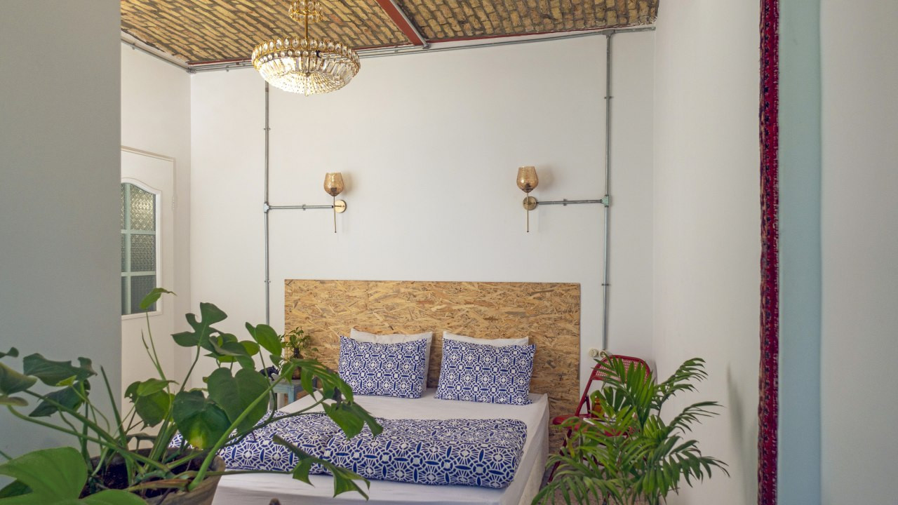 عکس مهمانپذیر کرگدن (اتاق نور)