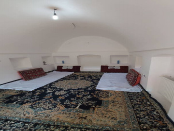 تصویر اقامتگاه "عمارت دژ گلی" اتاق سنتی۶